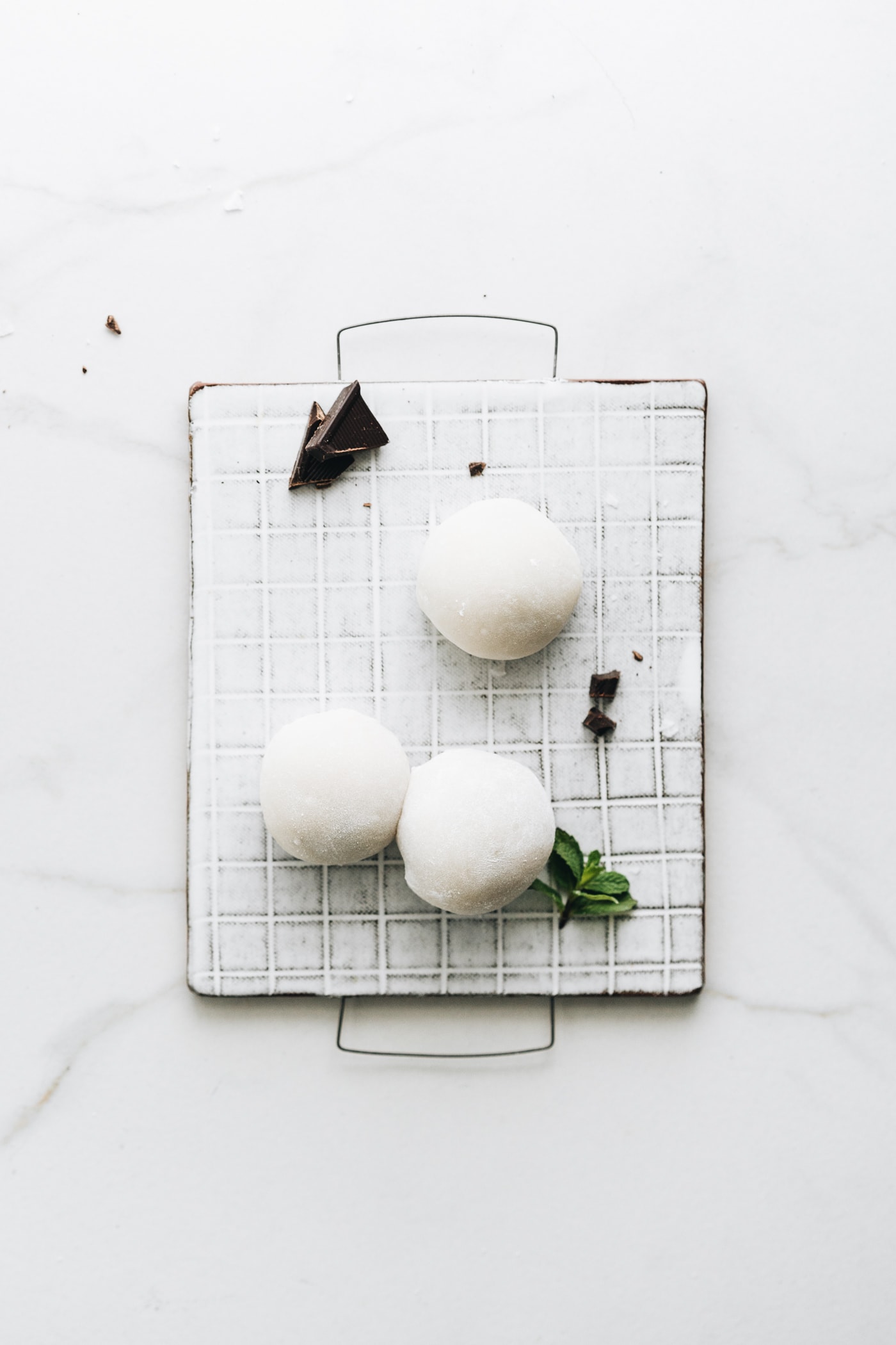 Cookie Dough Mochi – Mit Keksteig gefüllte Reiskuchen